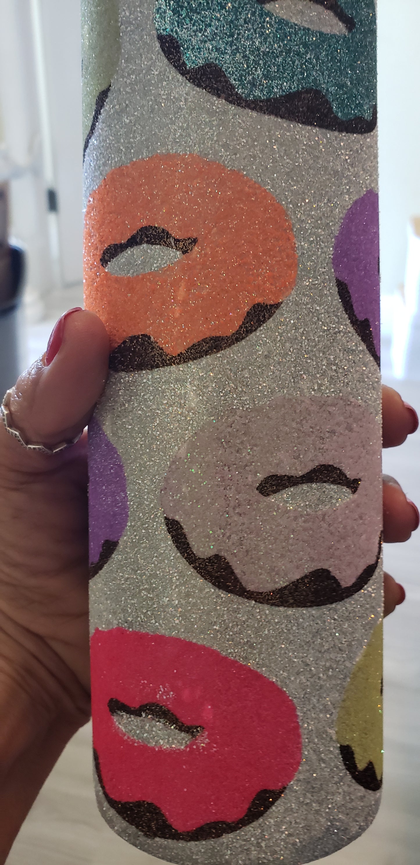 Donuts- Multi color tumbler template for Vinyl cutting machines. File includes most tumbler brands and sizes